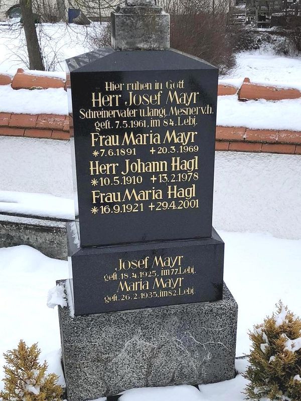 Klicken Sie zuerst in den Kreismittelpunkt, dann an irgendeiner Stelle auf den Kreis selbst.